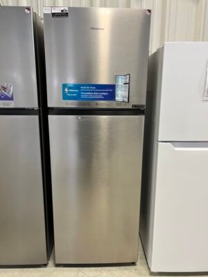 Open Box – 24" Fridge Hisense RT12A2CSE