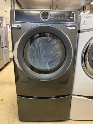 Open Box – 27" Dryer Electrolux ELFE763CAT