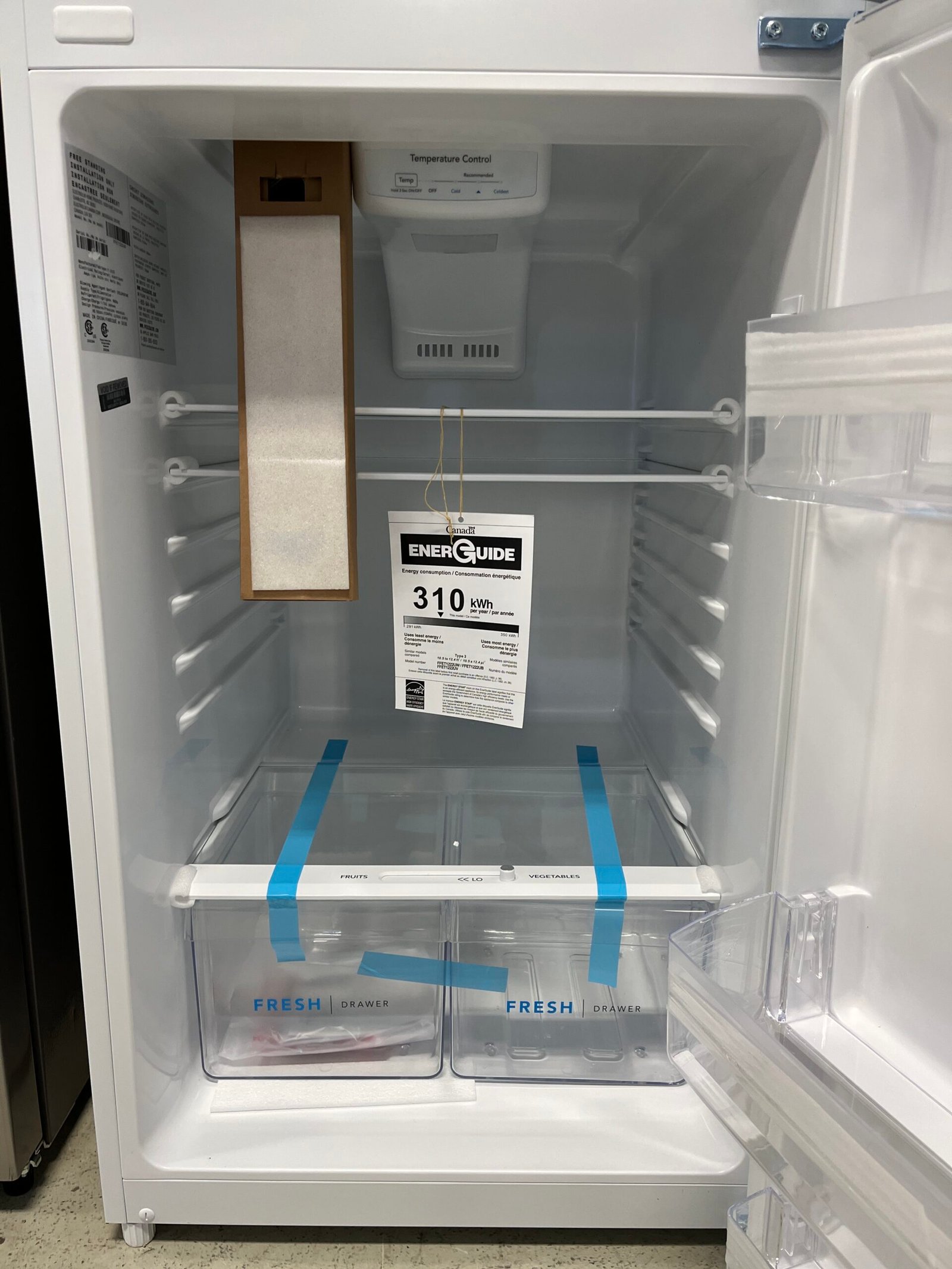 Open-Box-Fridge-Frigidaire-Ffet1222uw-9