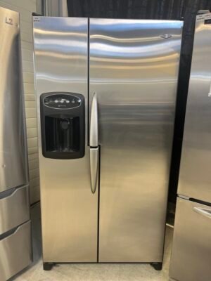 Refurbished – 36" Fridge Maytag MCD2667HES